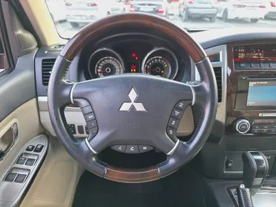Mitsubishi Pajero 2019 GLS Top Line | GCC Specs | Full Service History From Company Well Maintained-18