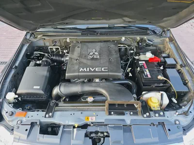 Mitsubishi Pajero 2019 GLS Top Line | GCC Specs | Full Service History From Company Well Maintained-19