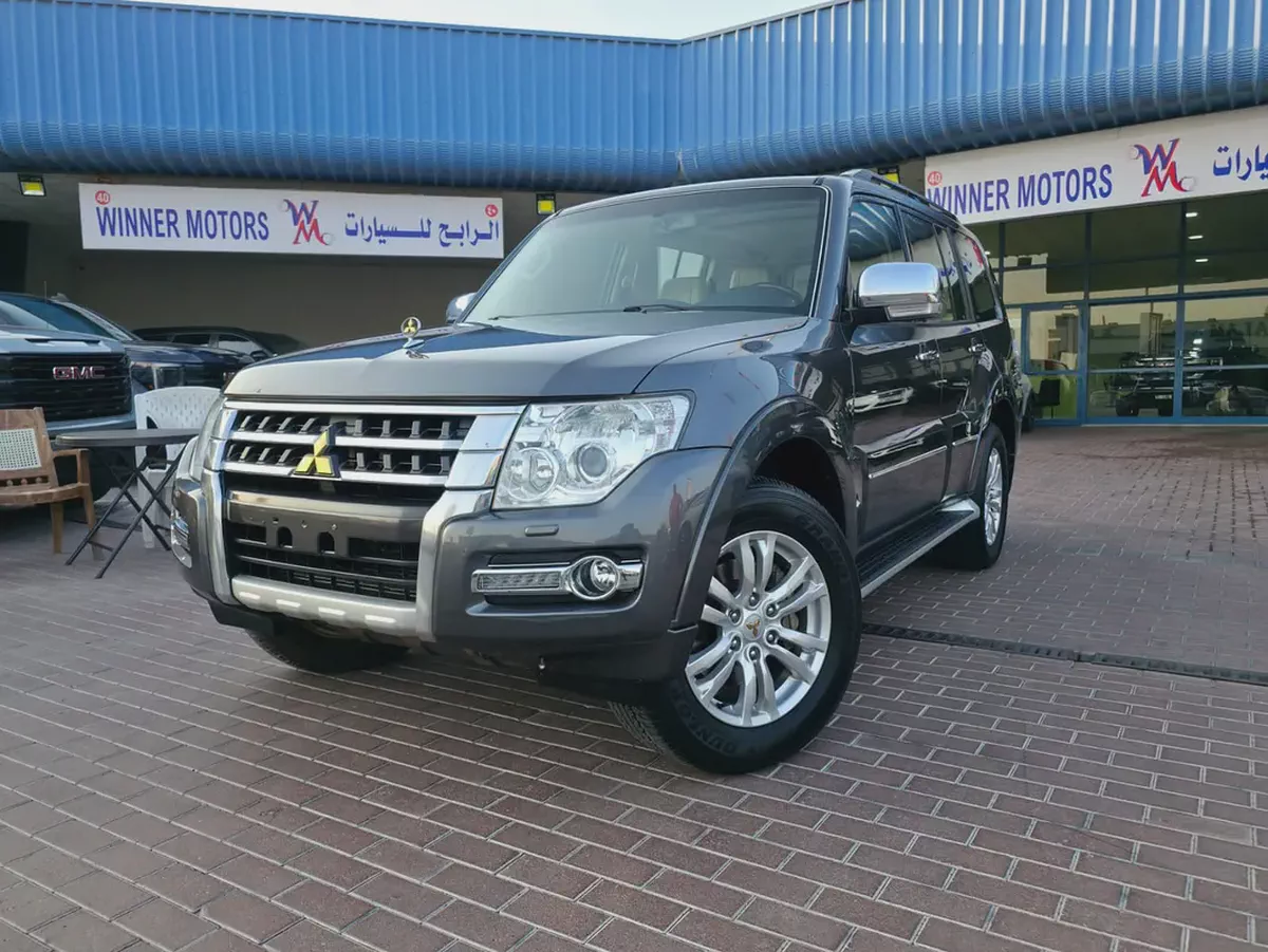 Mitsubishi Pajero 2019 GLS Top Line | GCC Specs | Full Service History From Company Well Maintained-1-1