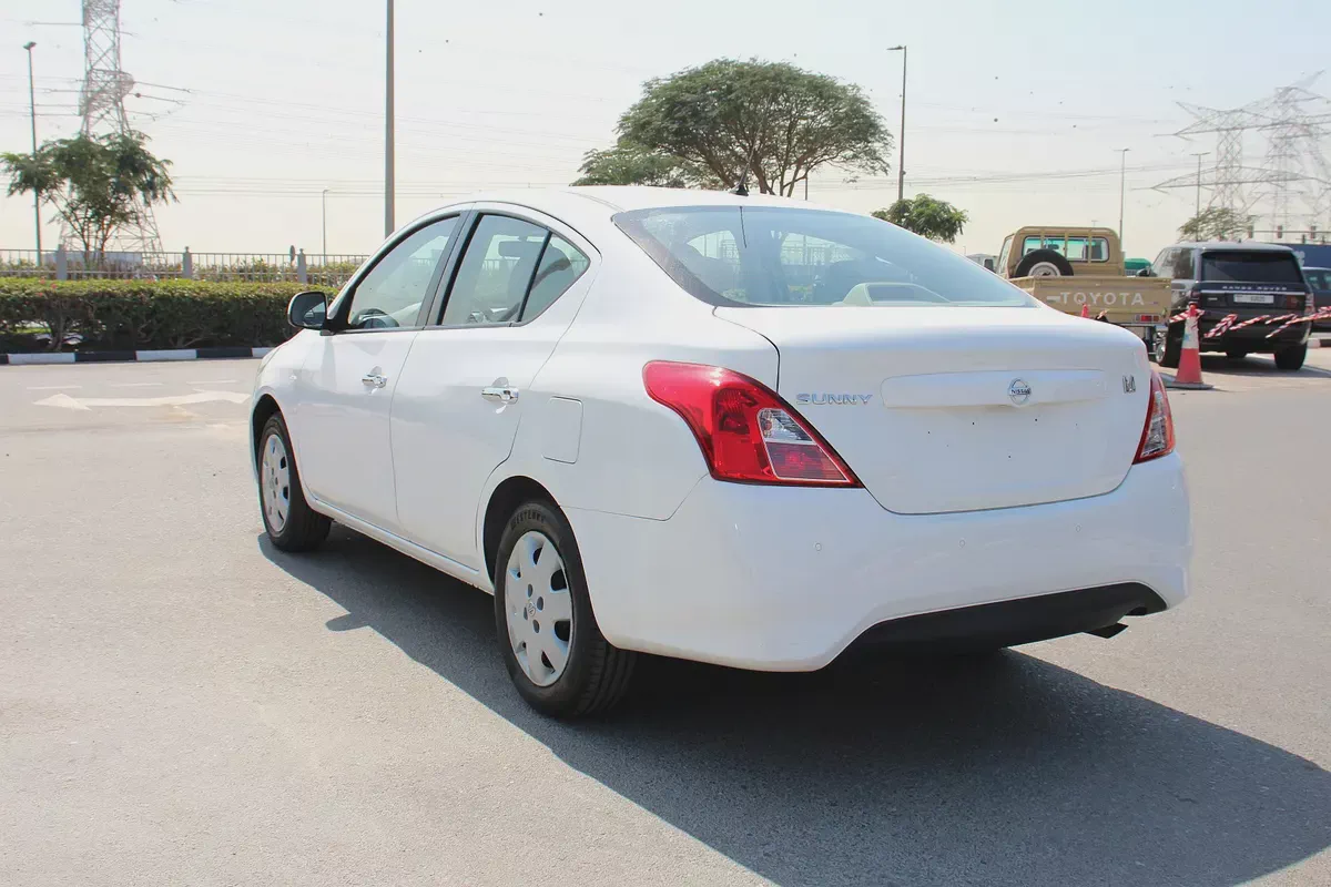 Nissan Sunny 1.5L 2022 GCC! (350x60) We arrange loan with or without down payment!-2-2