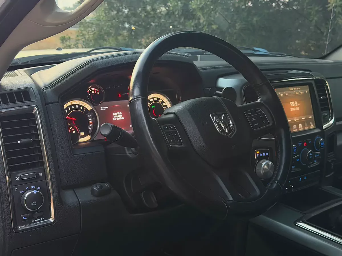 Dodge Ram 1500 SLT 2015 | US Specs | Clean Condition-9-9