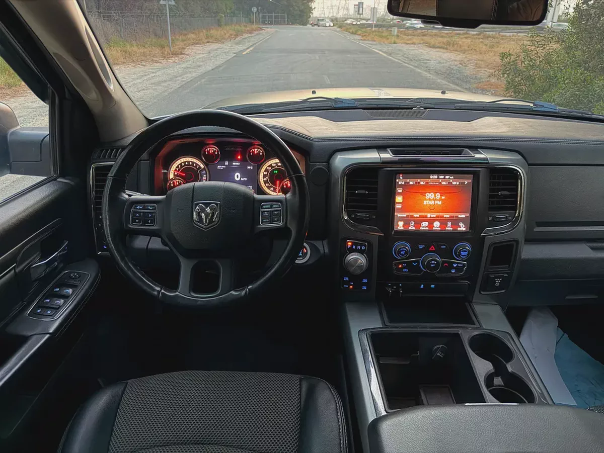 Dodge Ram 1500 SLT 2015 | US Specs | Clean Condition-12-12