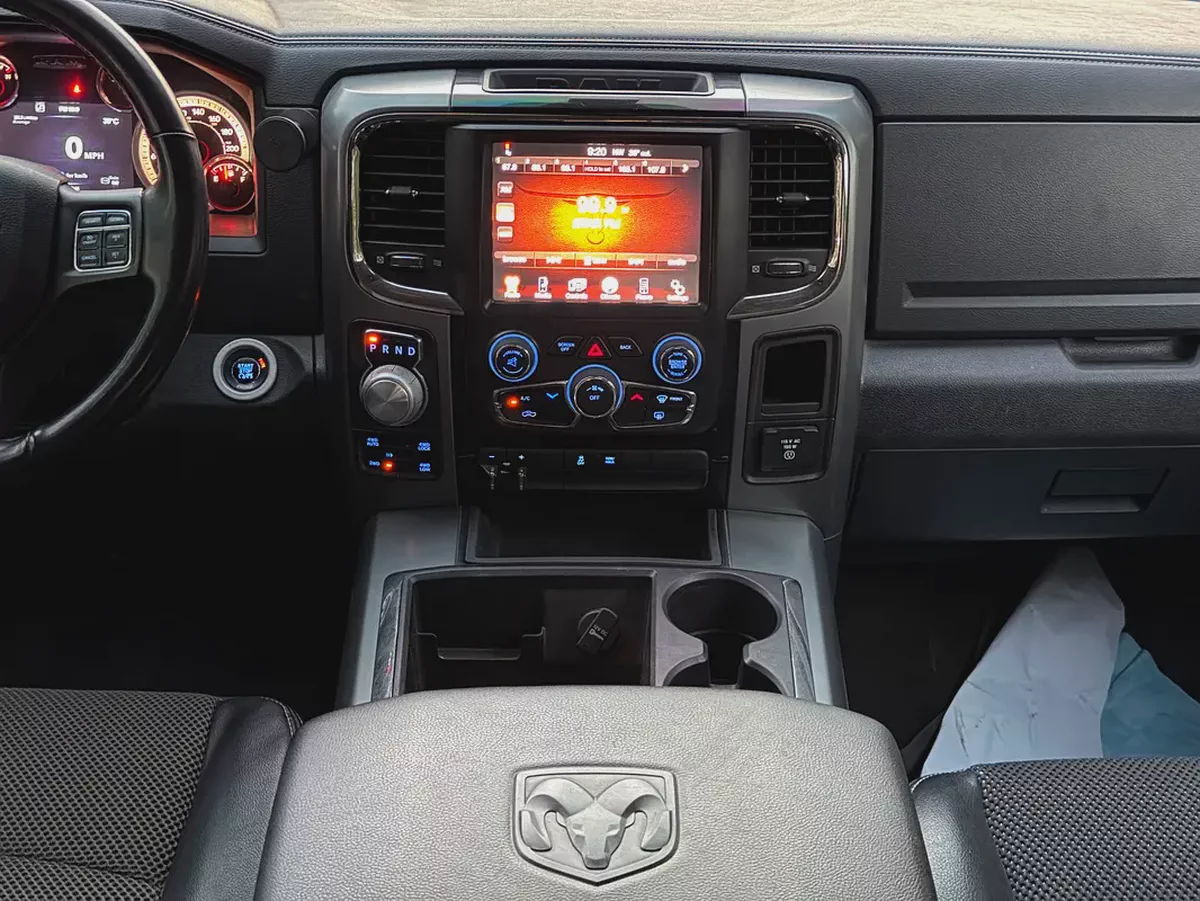 Dodge Ram 1500 SLT 2015 | US Specs | Clean Condition-13-13