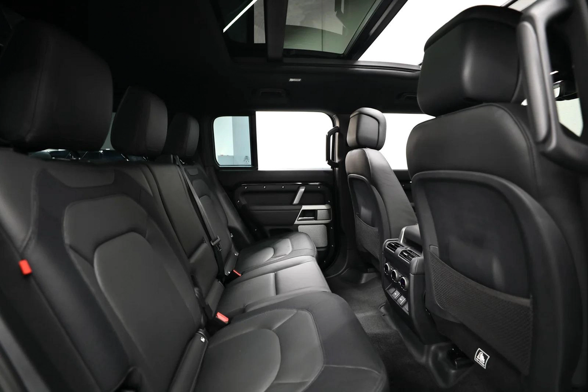 Defender | 3.0L Diesel | 4,550 AED Monthly | Free Insurance and Registration-11-11