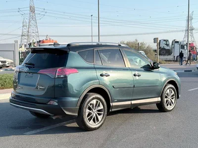 Toyota RAV4 2018 model LE hybrid-2