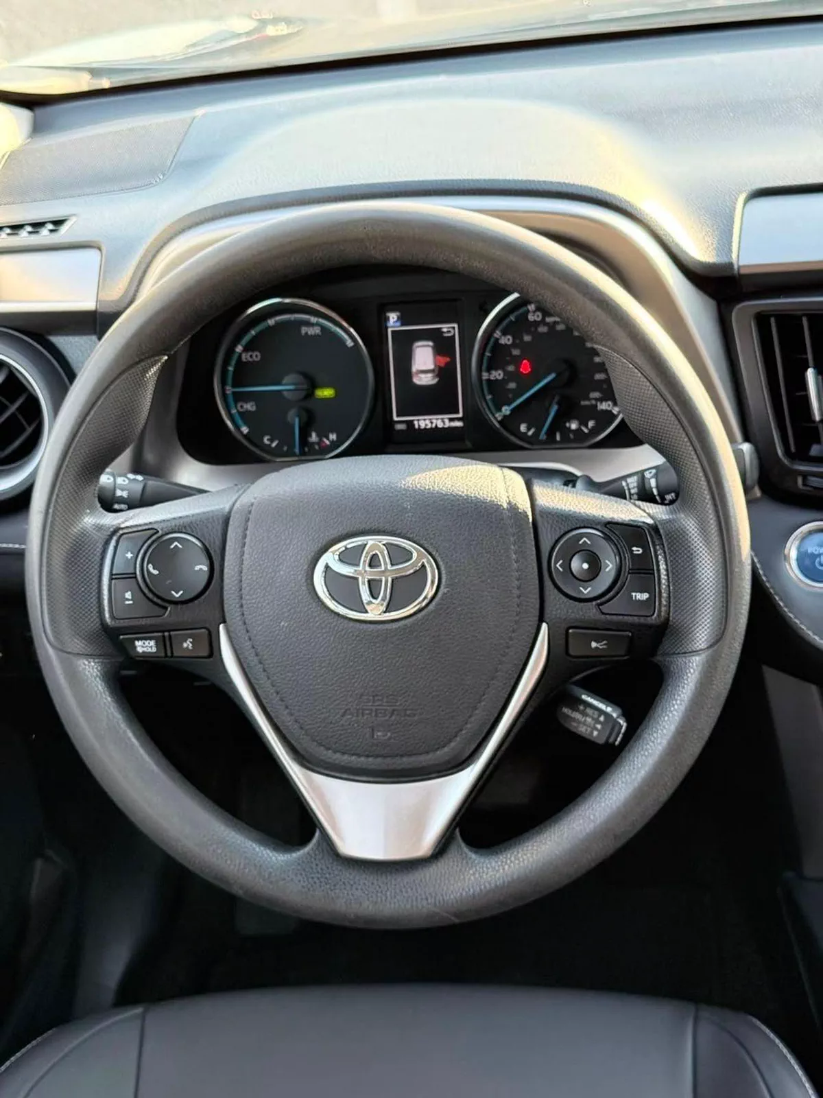 Toyota RAV4 2018 model LE hybrid-7-0