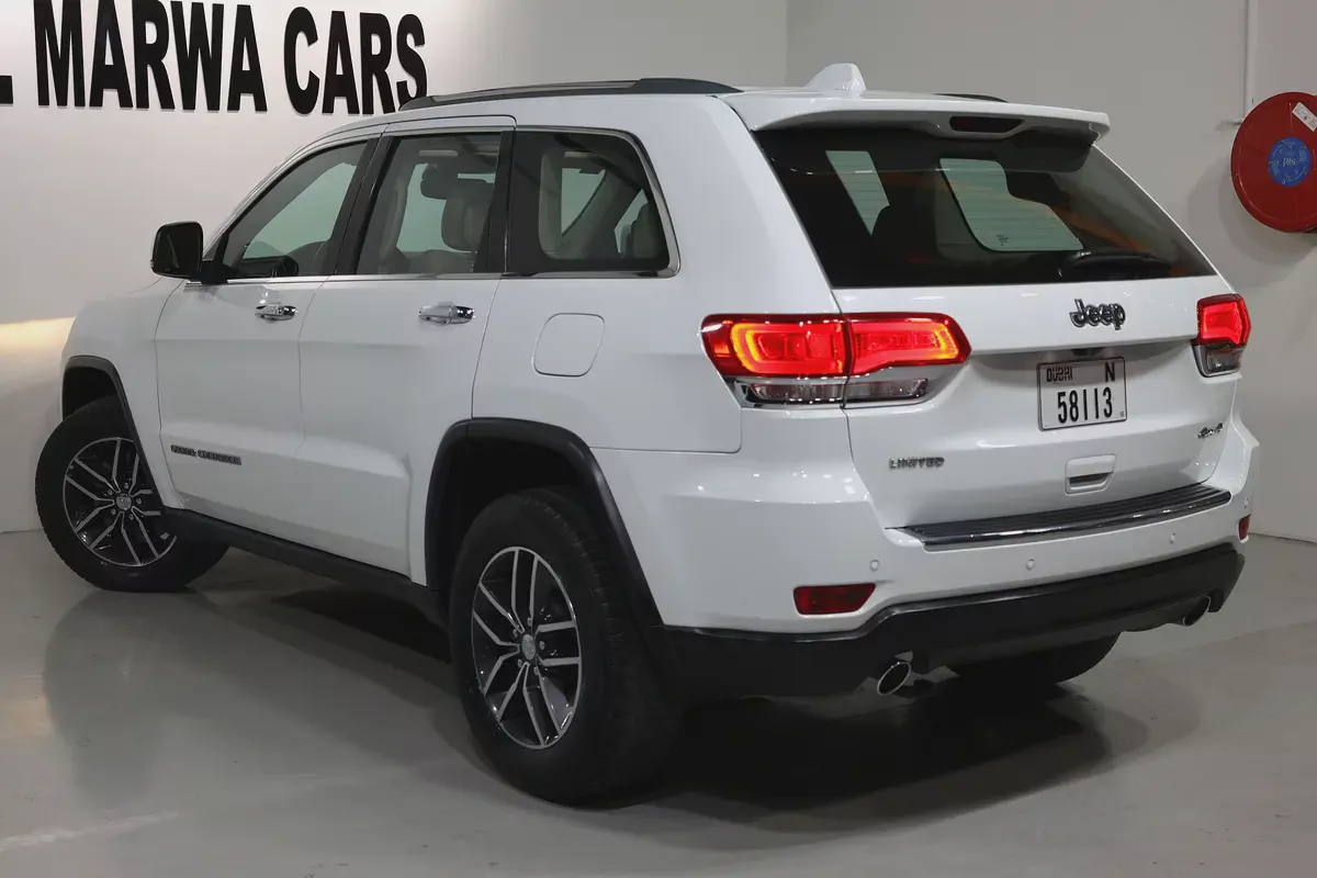 Jeep Grand Cherokee Limited 2018 | GCC Specs | PERFECT CONDATION-3-3