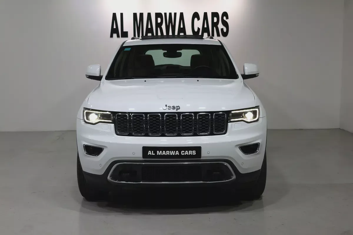 Jeep Grand Cherokee Limited 2018 | GCC Specs | PERFECT CONDATION-4-4