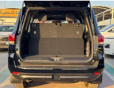 Toyota Land Cruiser GXR 3.5L V6 PETROL || DRIVER PWR SEAT / SUNROOF / DIGITAL SPEEDOMETER / DIFF LOCK (CODE # GXR3B)-3
