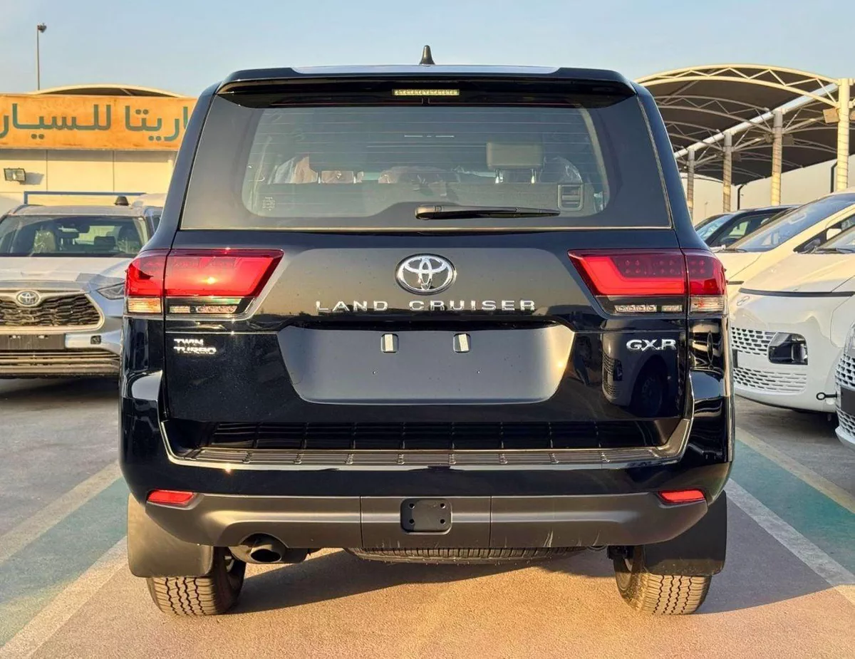 Toyota Land Cruiser GXR 3.5L V6 PETROL || DRIVER PWR SEAT / SUNROOF / DIGITAL SPEEDOMETER / DIFF LOCK (CODE # GXR3B)-2-0