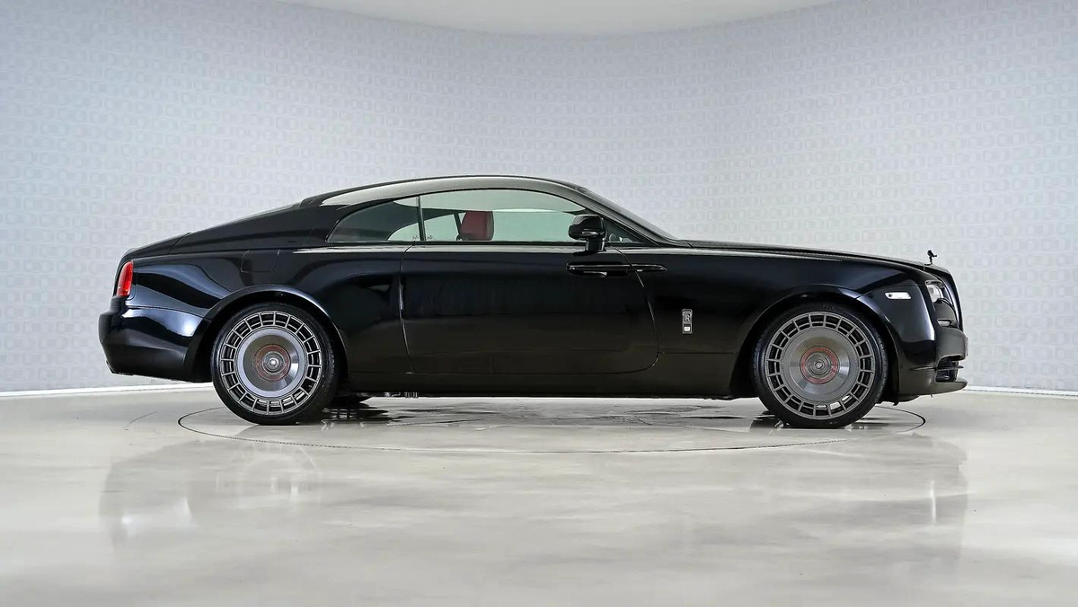 Rolls-Royce Wraith Black Badge-3-3