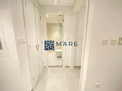 Luxurious Apartment // With Terrace // Ready to move-6