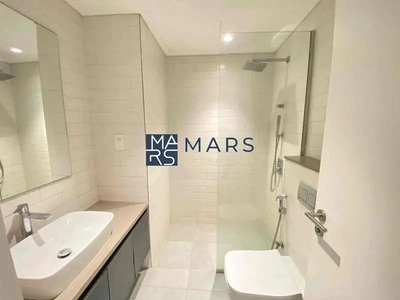 Luxurious Apartment // With Terrace // Ready to move-8