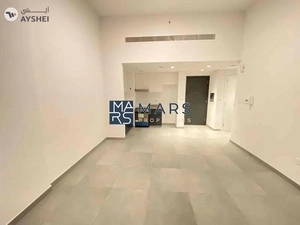 Luxurious Apartment // With Terrace // Ready to move