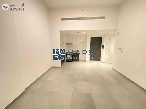 Luxurious Apartment // With Terrace // Ready to move