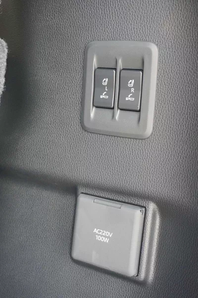 Toyota Prado VXR PRADO FULL OPTION PETROL VXR 2.4T-15