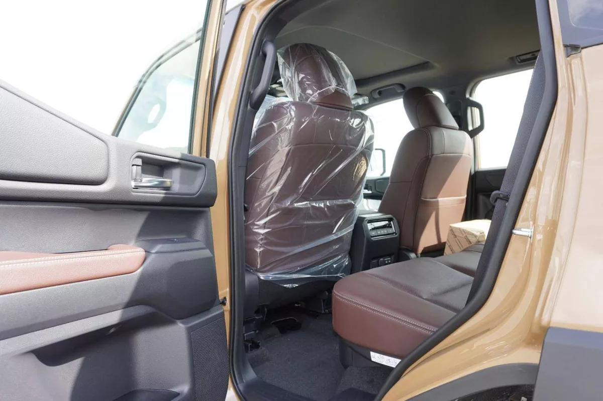 Toyota Prado VXR PRADO FULL OPTION PETROL VXR 2.4T-16-0