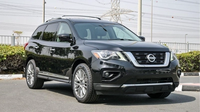 Nissan Pathfinder 4WD-0