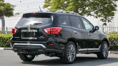 Nissan Pathfinder 4WD-14