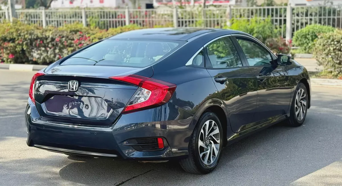 2019 Honda Civic | G.C.C Spec | Full options-9-9
