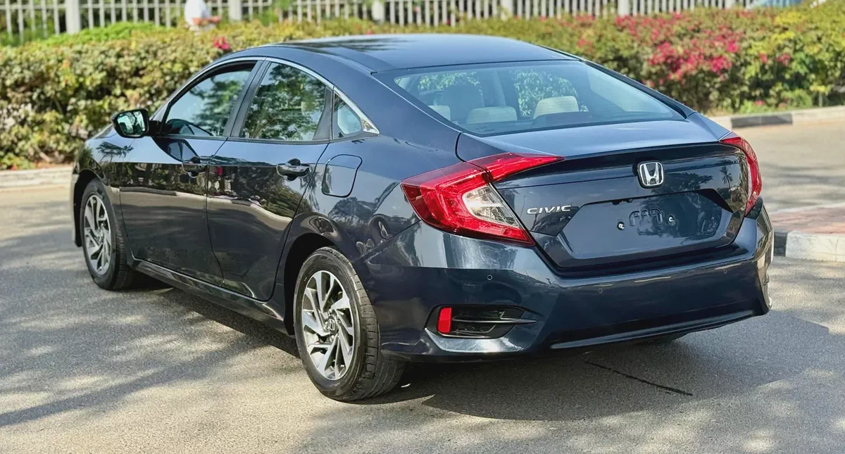2019 Honda Civic | G.C.C Spec | Full options-8-8