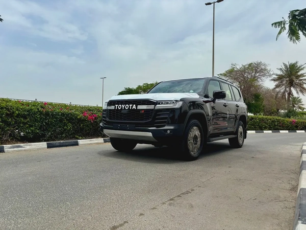 TOYOTA LAND CRUISER GR 3.5L HEV 2025