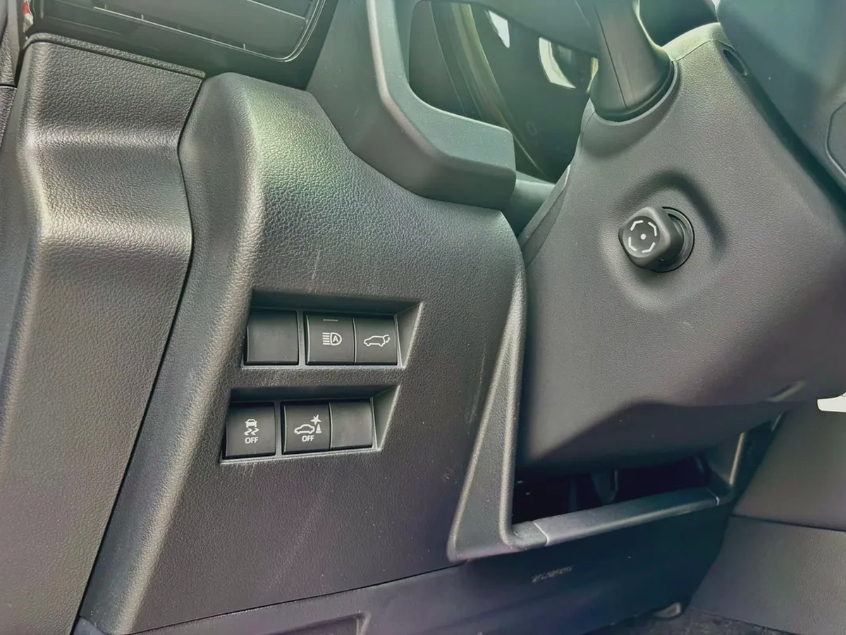 TOYOTA LAND CRUISER GR 3.5L HEV 2025