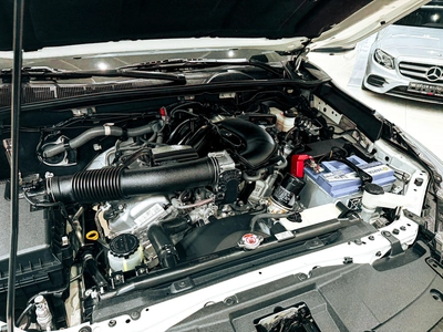 Massive Price Drop!!! // AED 2,500 // 20% DP // 2022 Toyota Hilux GR Sport 4.0L V6 4*4-5