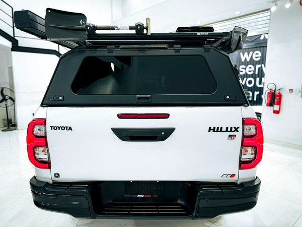 Massive Price Drop!!! // AED 2,500 // 20% DP // 2022 Toyota Hilux GR Sport 4.0L V6 4*4