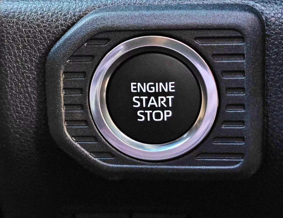 Toyota Prado VXR TURBO / 2.4L V4 PETROL / GGC SPECS / RADAR / 360* CAMERA / BLIND SPOT / SUNROOF (CODE # ADV1)-15-0