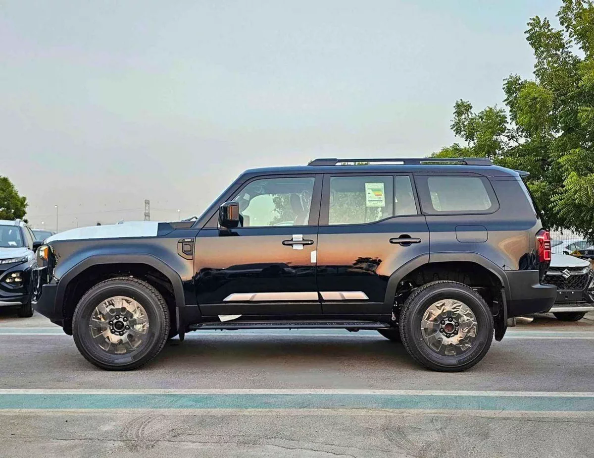 Toyota Prado VXR TURBO / 2.4L V4 PETROL / GGC SPECS / RADAR / 360* CAMERA / BLIND SPOT / SUNROOF (CODE # ADV1)-2-0