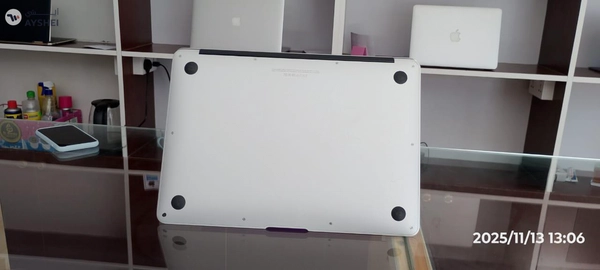 Macbook Air (1466) 13inch 2017