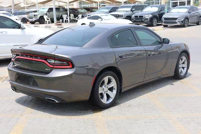 Used Dodge Charger 3.6L SXT Mid Option 2015-8