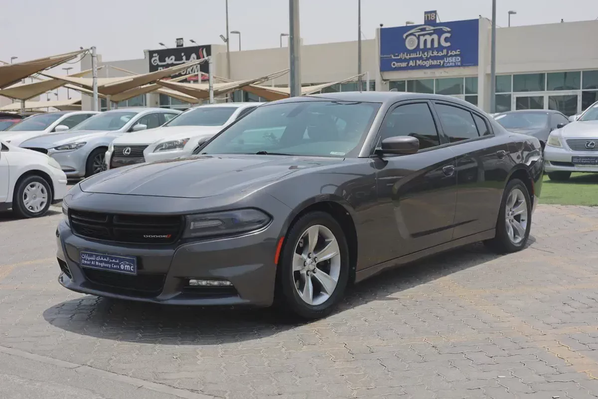 Used Dodge Charger 3.6L SXT Mid Option 2015