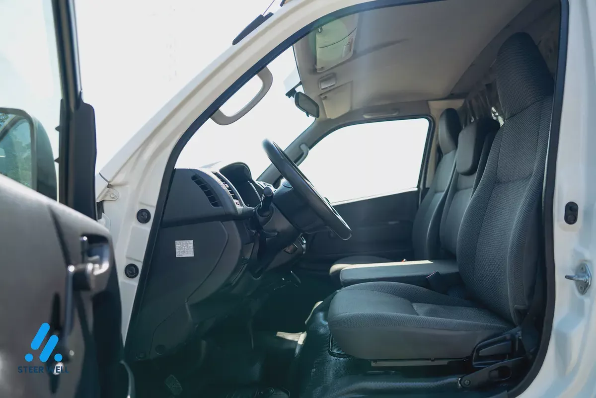 2023 Toyota HiAce SR Dry Van GL-15-15