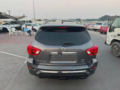 Nissan Pathfinder SL 4WD | American Spec | Model 2017 | 153,130 KM Looking for a spacious, comfortab-12