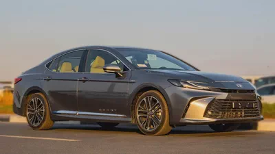 2026 Toyota Camry LE 2.5L AT Hybrid (Gray)-0