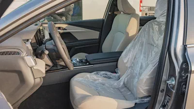 2026 Toyota Camry LE 2.5L AT Hybrid (Gray)-5