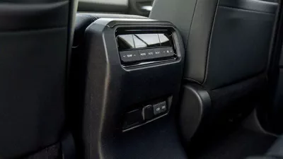 Toyota Prado ADVENTURE TOYOTA PRADO 250 2.4P AT FIRST EDITION MY2024 – WHITE-15