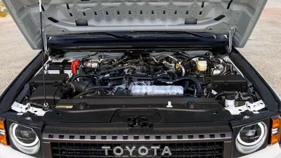 Toyota Prado ADVENTURE TOYOTA PRADO 250 2.4P AT FIRST EDITION MY2024 – WHITE-18