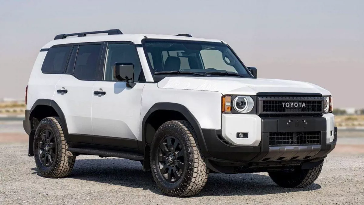 Toyota Prado ADVENTURE TOYOTA PRADO 250 2.4P AT FIRST EDITION MY2024 – WHITE-2-0