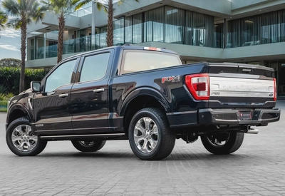 4,015 P.M |  F-150 Platinum | 0% Downpayment | Al Tayer Warranty!-2
