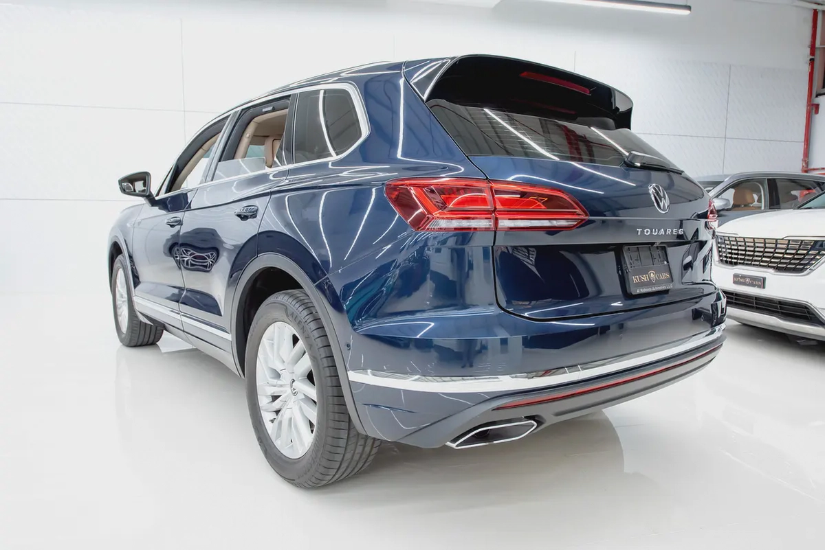VOLKSWAGEN TOUAREG 2023 1 YEAR WARRANTY SERVICE PACKAGE TILL AUG 2026-4-4