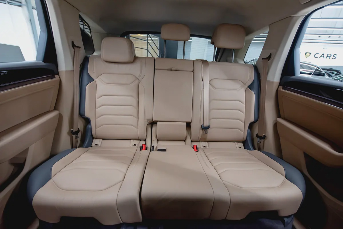 VOLKSWAGEN TOUAREG 2023 1 YEAR WARRANTY SERVICE PACKAGE TILL AUG 2026-9-9