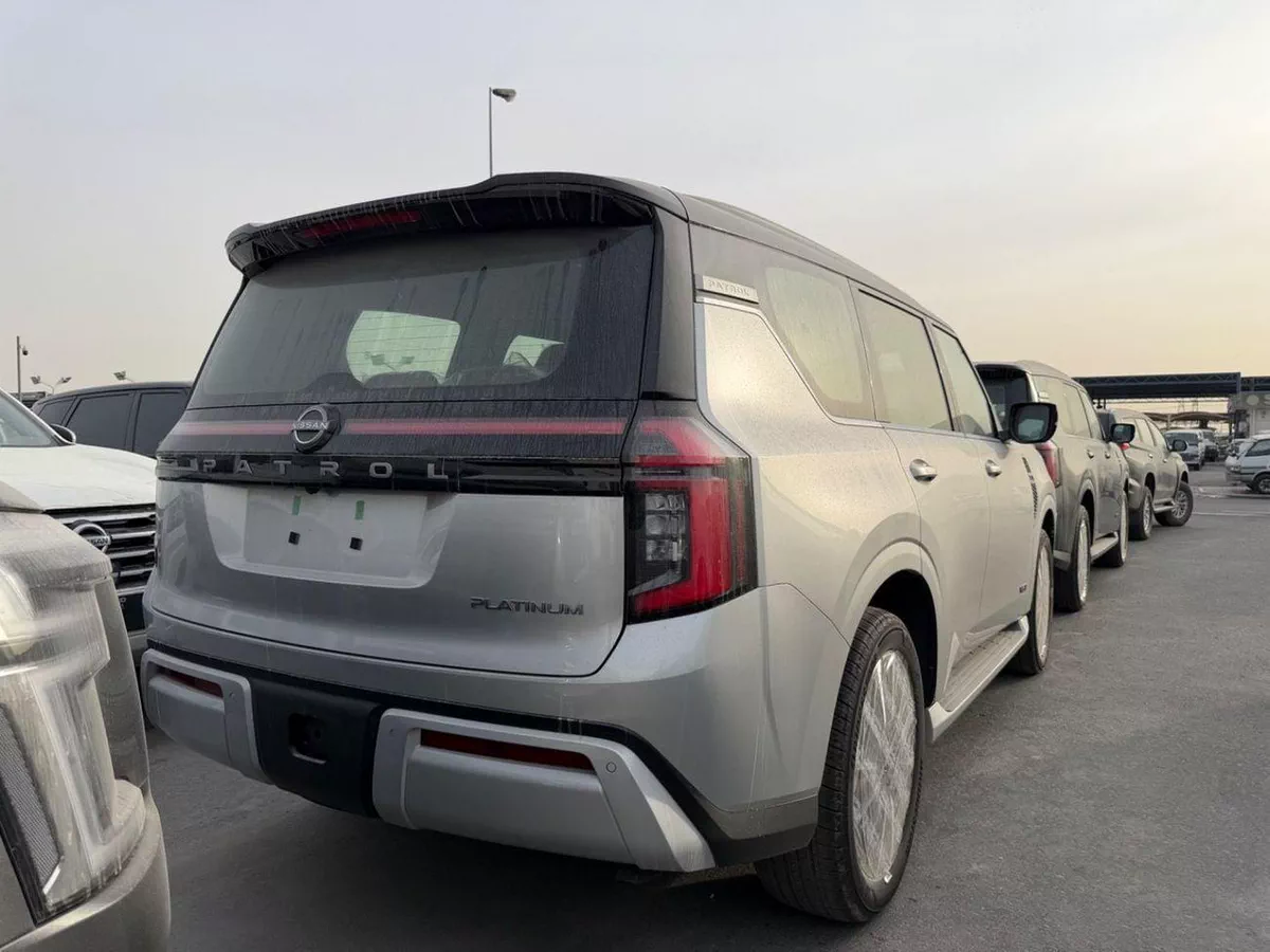 Nissan Patrol SE PLATINUM CITY-1-0
