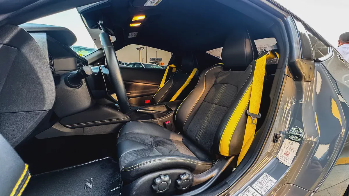 Nissan 370Z Proto 2024 Agency Warranty Full Service History GCC 3.0L Twin Turbo 6 Cylinders-9-9