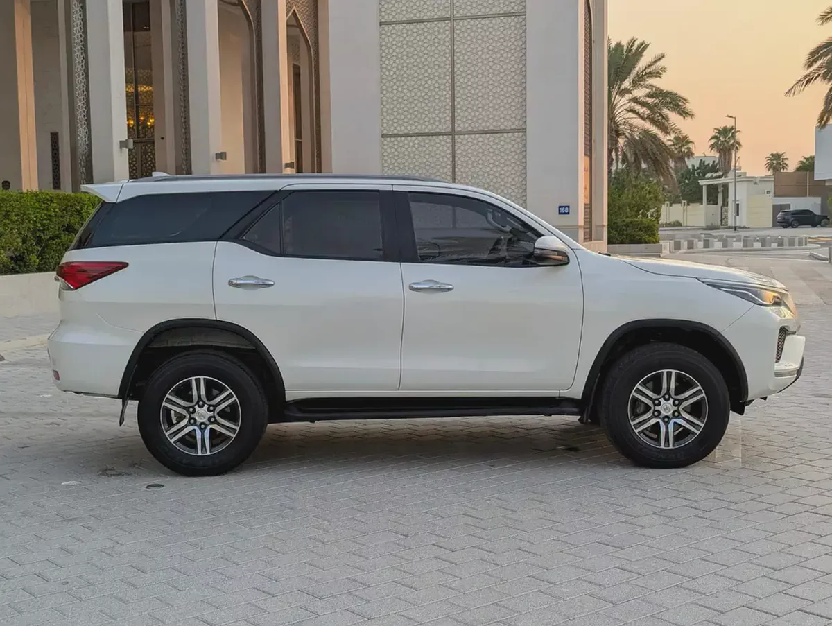 Toyota Fortuner 2022 Diesel V4 2.8L GCC Specs Excellent Condition-5-5