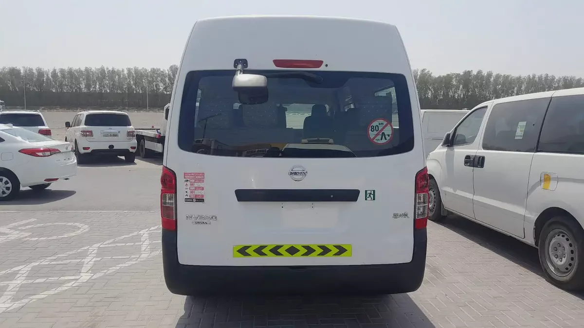 Nissan Urvan NV350 2020 GCC Specs - Reliable Commercial Van-10-10