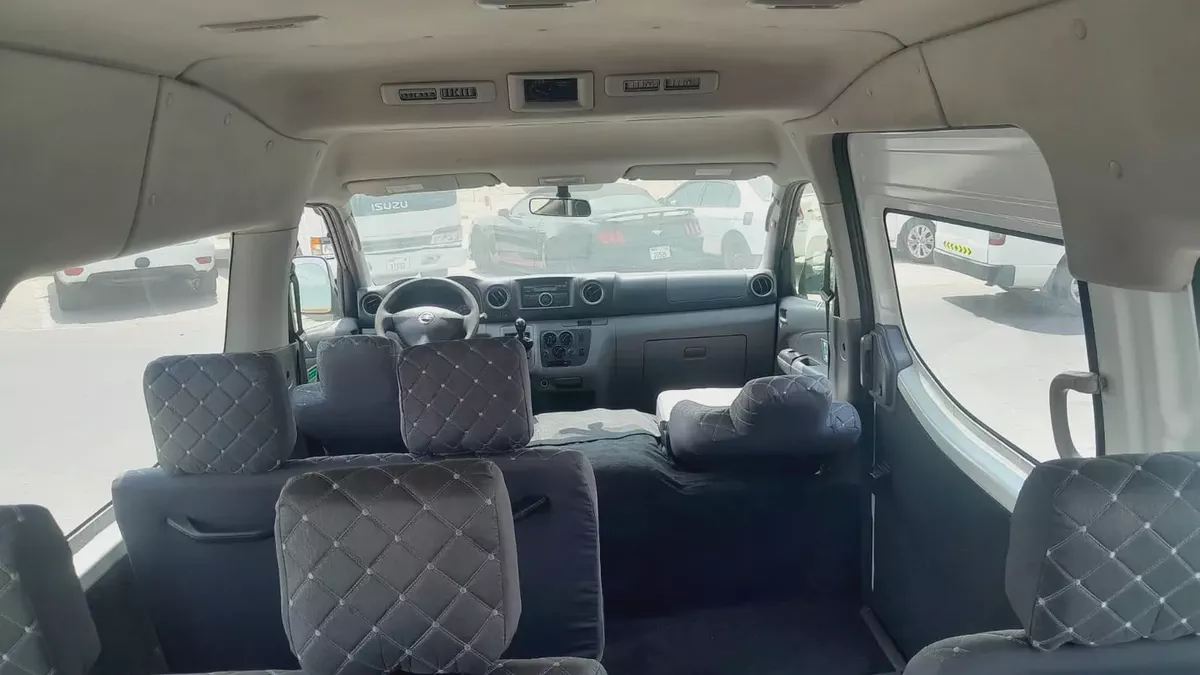 Nissan Urvan NV350 2020 GCC Specs - Reliable Commercial Van-12-12