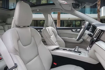 1,959 P.M |  XC60 B5 Momentum | 0% Downpayment | Warranty!-10